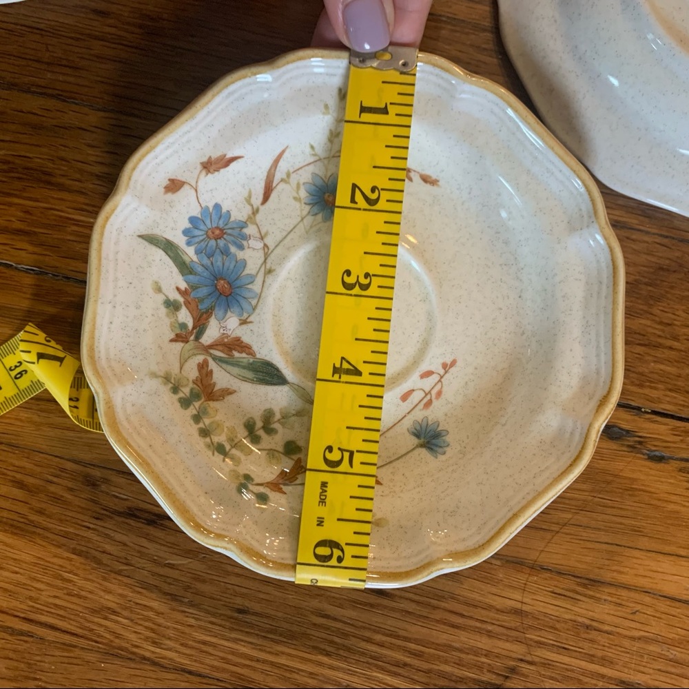 Vintage Mikasa Blue Daisies plates set of 4 Saucers - Picture 5 of 9
